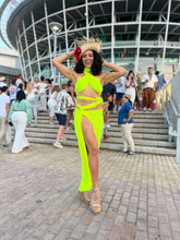 Load image into Gallery viewer, NEON Yellow Multiuse Wrap